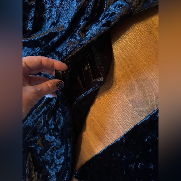 Hot Topic Black Velvet Midi Dress with bell sleeves Cosmic Aura lace - Picture 9 of 11